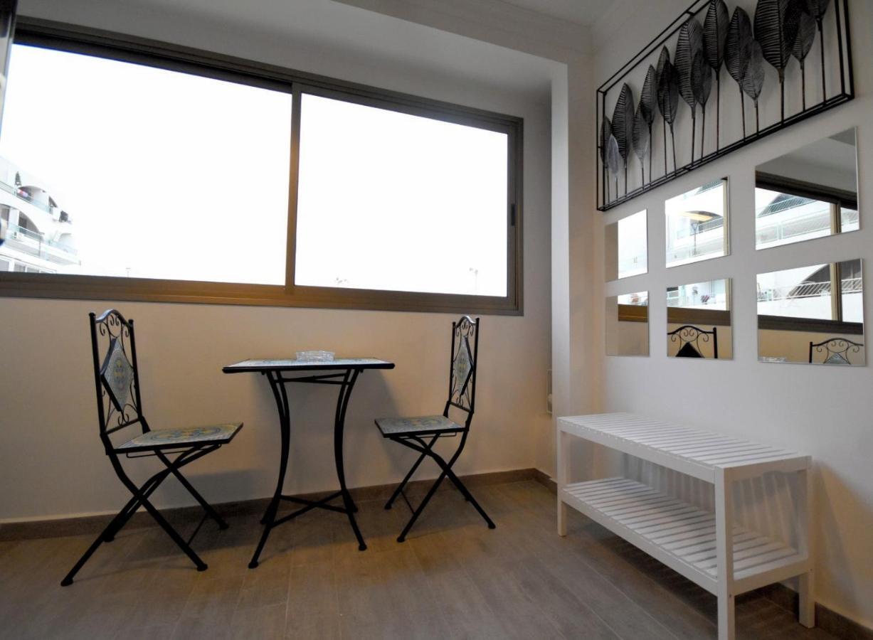 Luxury On Lev With Balcony And Jacuzzi Appartement