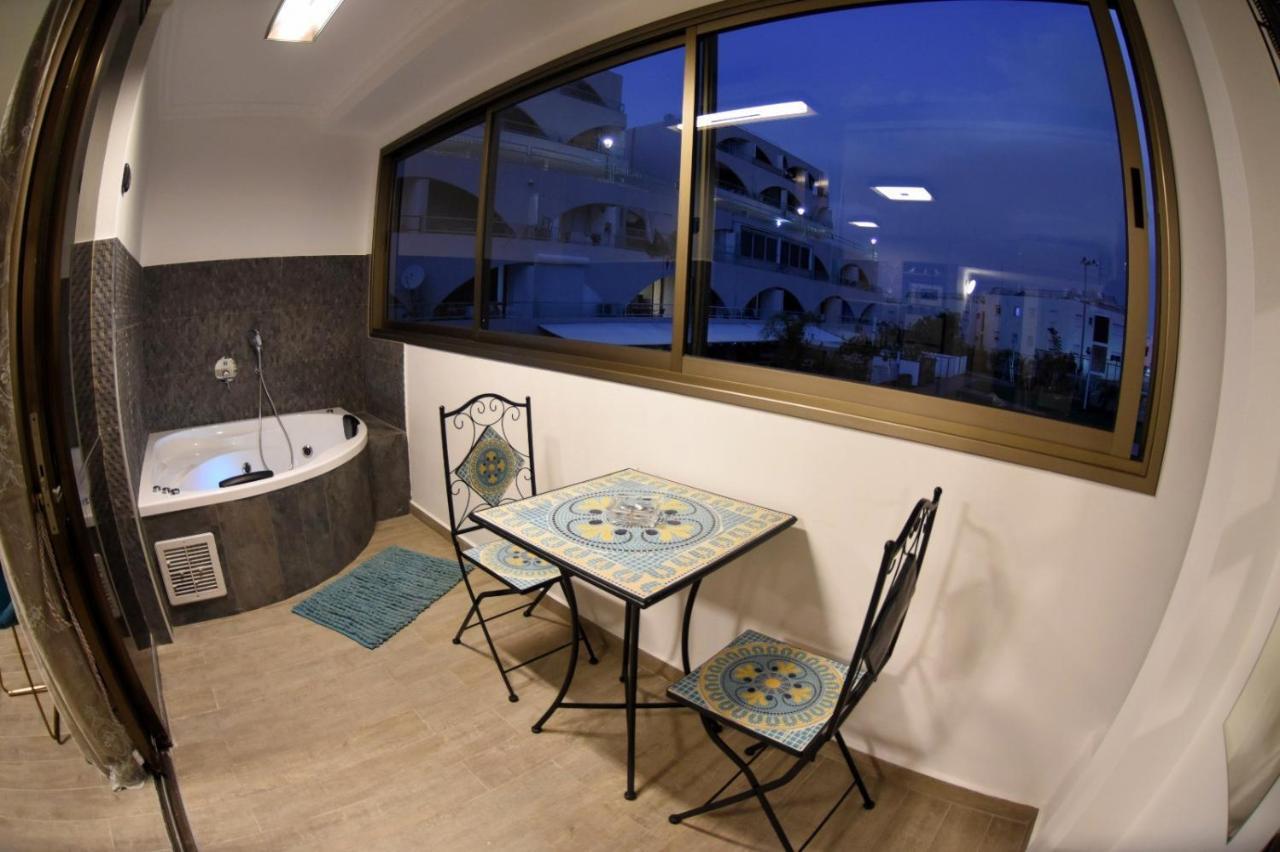 Appartement Luxury On Lev With Balcony And Jacuzzi