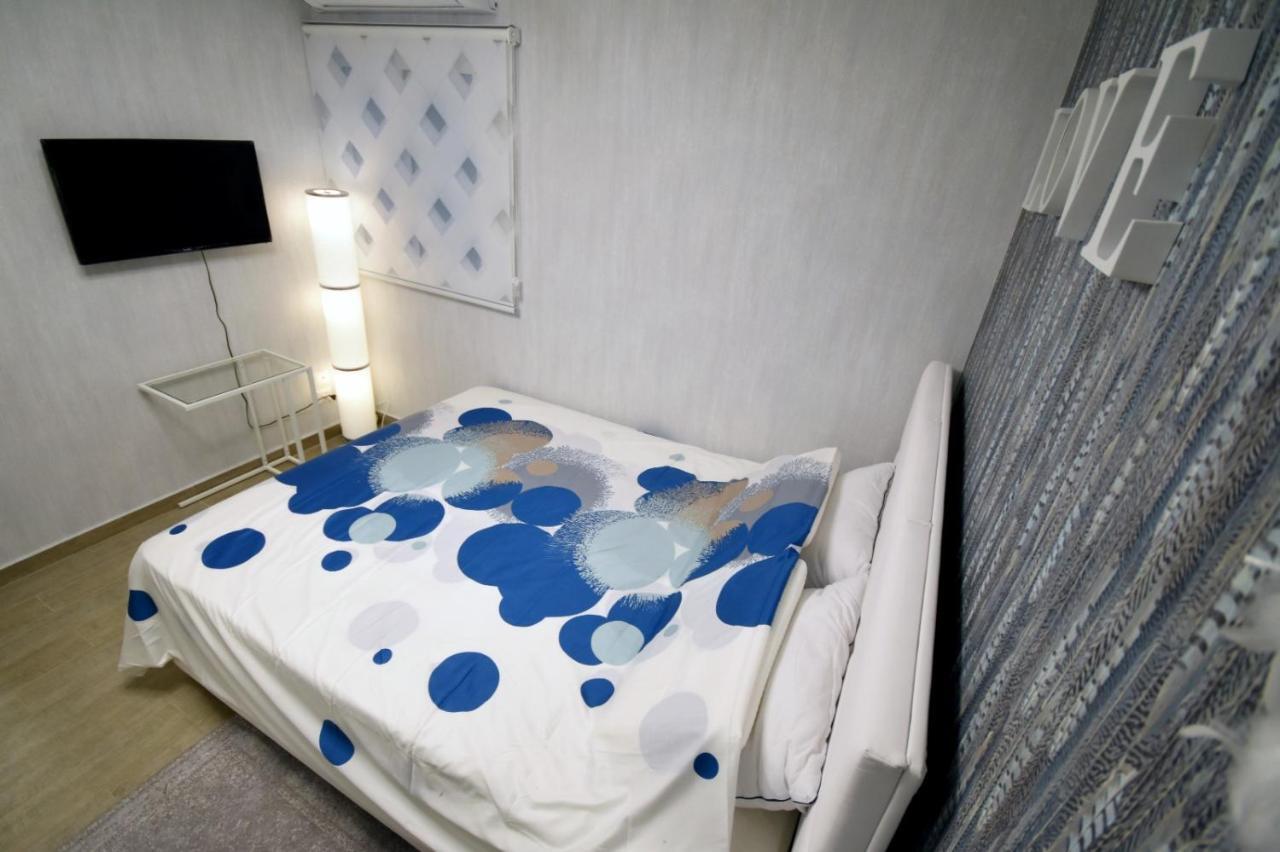 Luxury On Lev With Balcony And Jacuzzi *